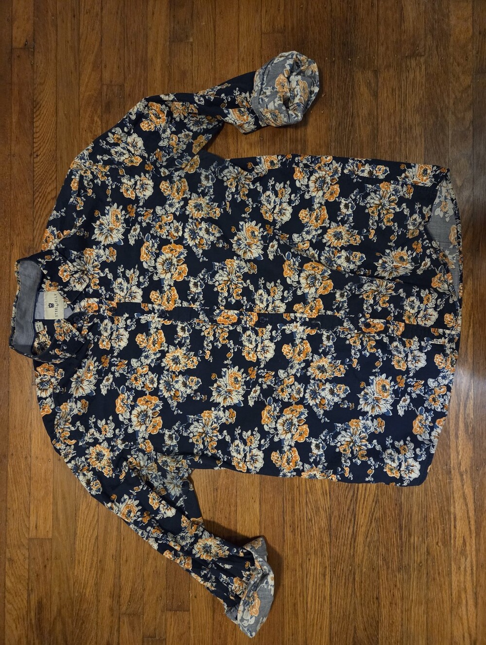 Men's Navy Floral Button-Down Shirt - Casual Long Sleeve